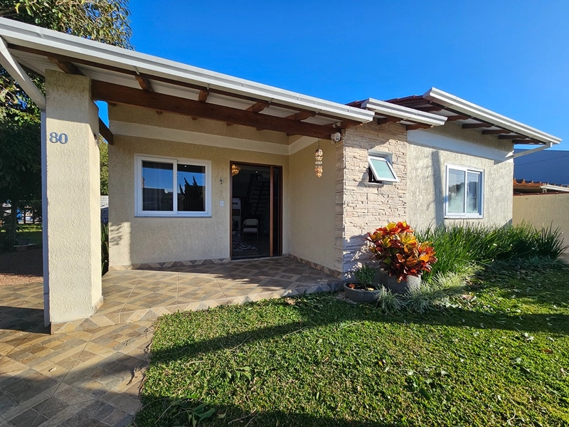 🏡✨ Linda casa em alvenaria, pronta para morar!: 1ª foto da galeria de imagens do imóvel
