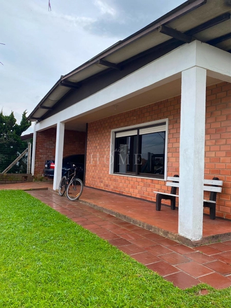 Casa à venda, Próximo ao mar: 1ª foto da galeria de imagens do imóvel