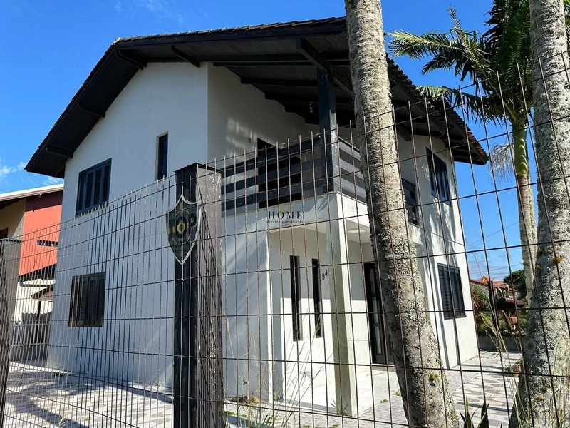 Casa à venda próxima ao mar: 5ª foto da galeria de imagens do imóvel
