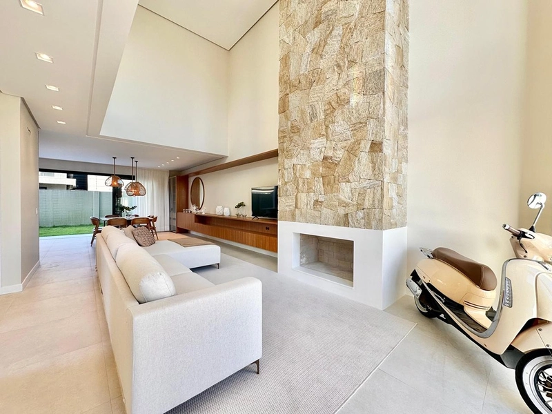 Casa nova no Sunset: 2ª foto da galeria de imagens do imóvel