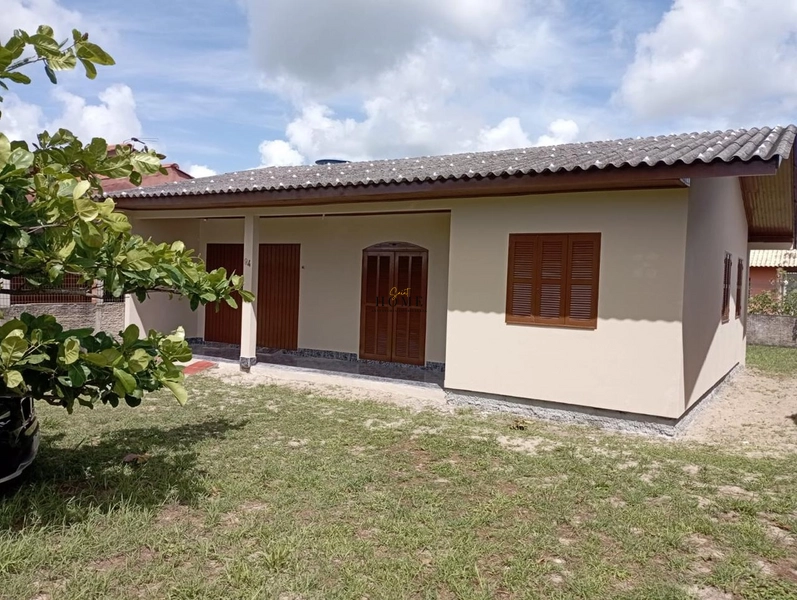 casa em imbé: 1ª foto da galeria de imagens do imóvel