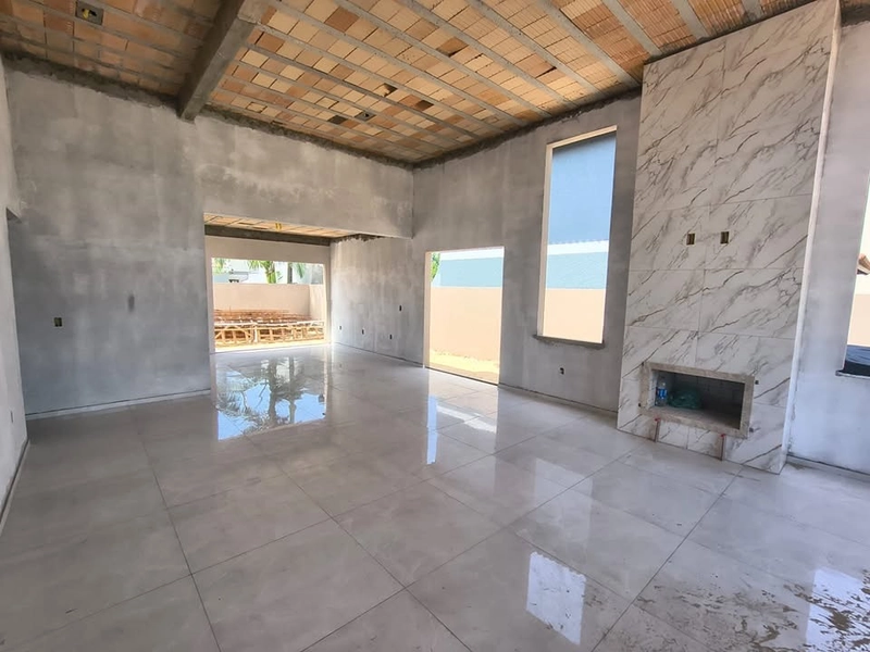 Casa à venda no centro de Imbé: 4ª foto da galeria de imagens do imóvel