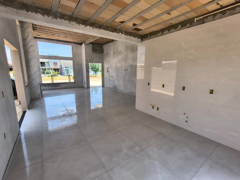 Casa à venda no centro de Imbé: 5ª foto da galeria de imagens do imóvel