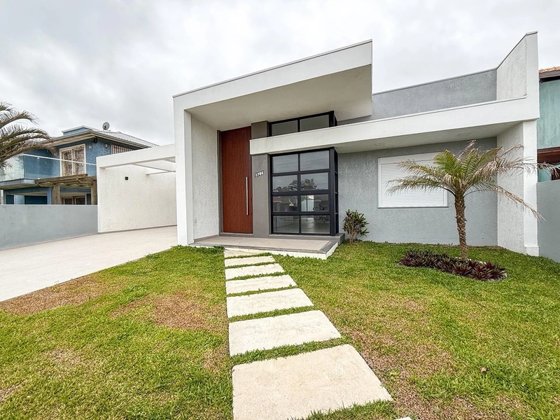 Casa à Venda em Imbé – Centro: 2ª foto da galeria de imagens do imóvel