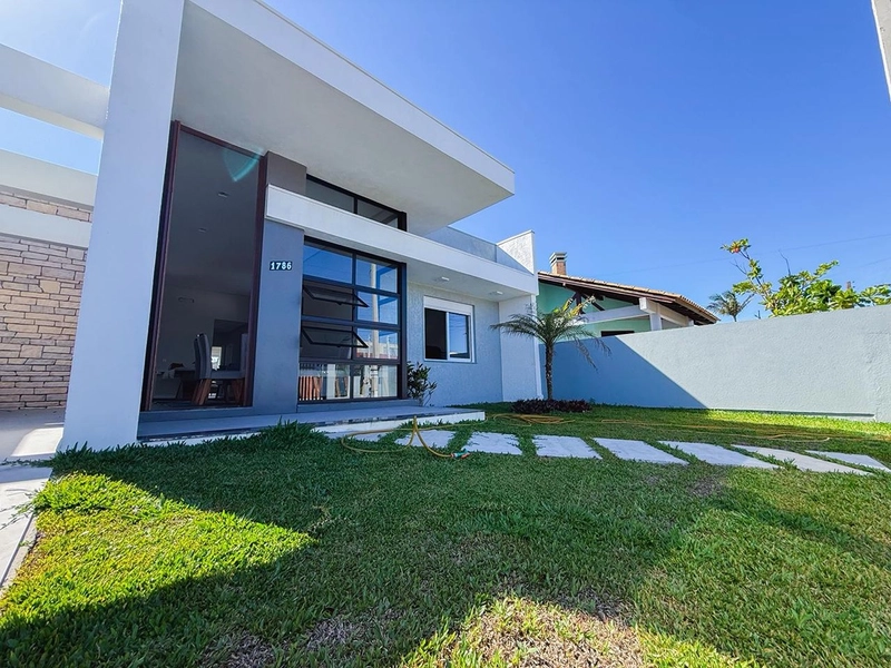 Casa à Venda em Imbé – Centro: 2ª foto da galeria de imagens do imóvel