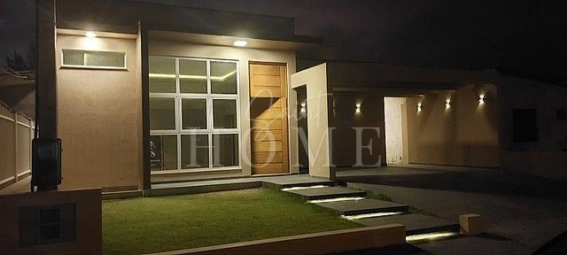 Casa Moderna à venda: 5ª foto da galeria de imagens do imóvel