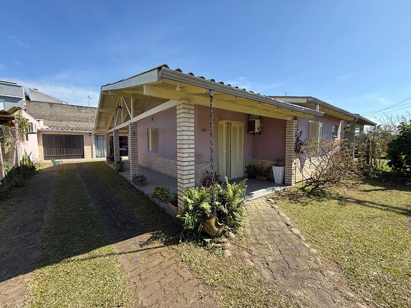 Casa à venda no bairro Harmonia – Imbé: 1ª foto da galeria de imagens do imóvel