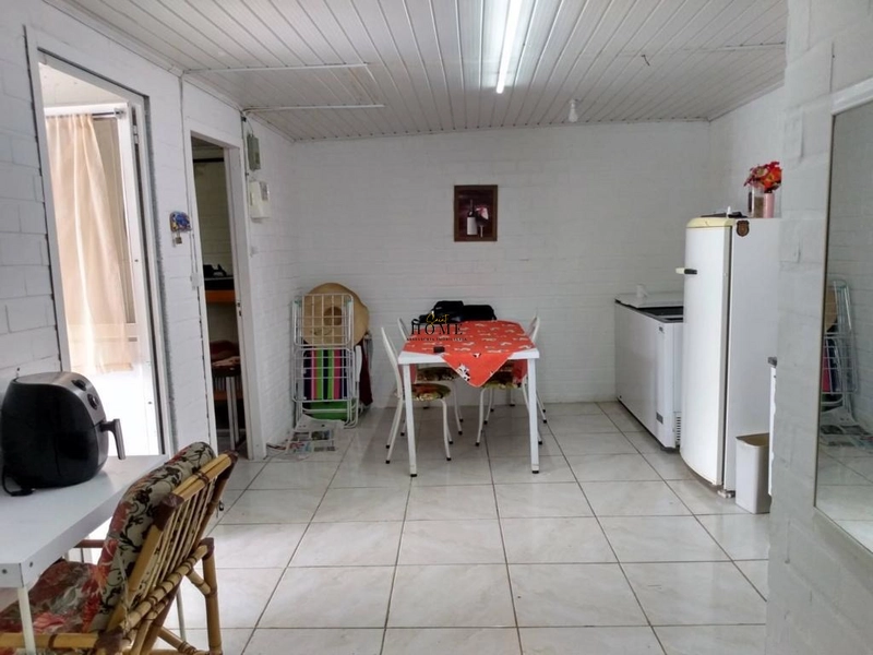 Casa à venda em Imbé: 2ª foto da galeria de imagens do imóvel