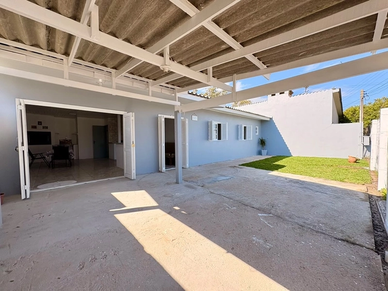 Casa à venda em Mariluz: 2ª foto da galeria de imagens do imóvel