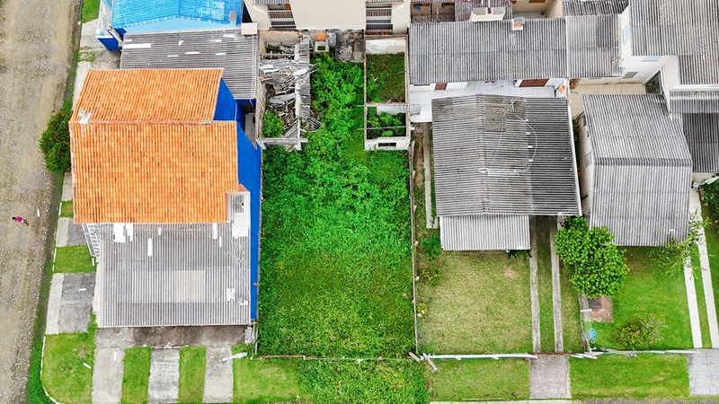Terreno próximo ao mar em Mariluz: 5ª foto da galeria de imagens do imóvel