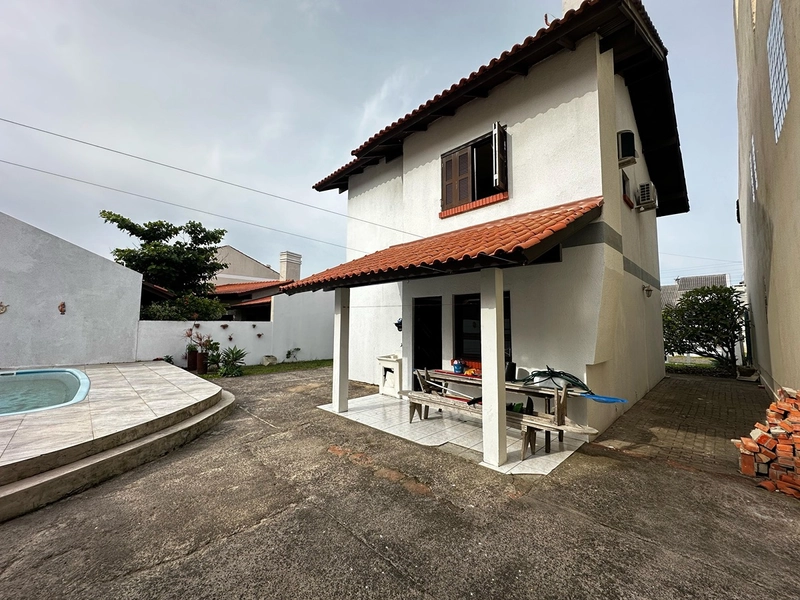 🏡 Sobrado à venda em Imbé/RS – Próximo ao mar: 6ª foto da galeria de imagens do imóvel