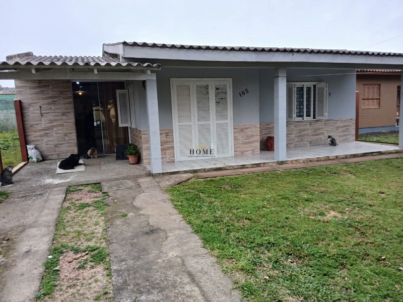 Casa à venda em Imbé: 1ª foto da galeria de imagens do imóvel