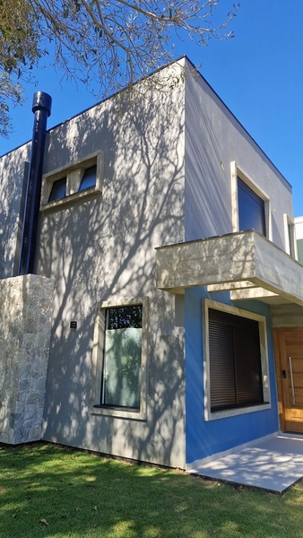 Sobrado novo à venda em Garopaba – Bairro Ferraz: 2ª foto da galeria de imagens do imóvel