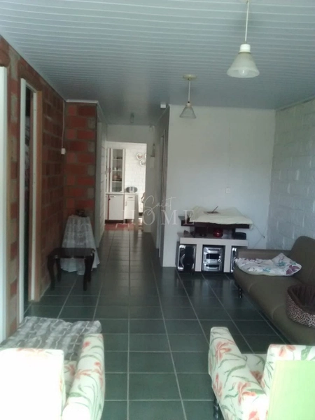 Casa à venda: 3ª foto da galeria de imagens do imóvel