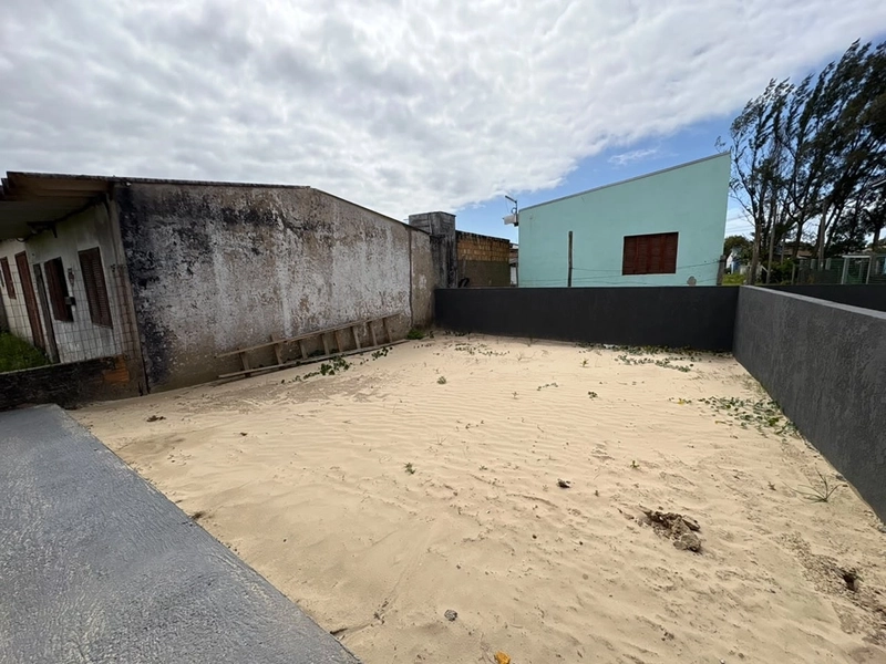 Casa à venda em Imbé : 10ª foto da galeria de imagens do imóvel
