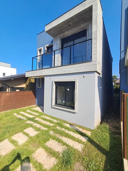 Sobrados novos à venda em Garopaba/SC : 2ª foto da galeria de imagens do imóvel