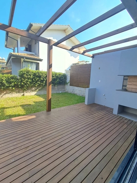 Sobrados novos à venda em Garopaba/SC : 11ª foto da galeria de imagens do imóvel