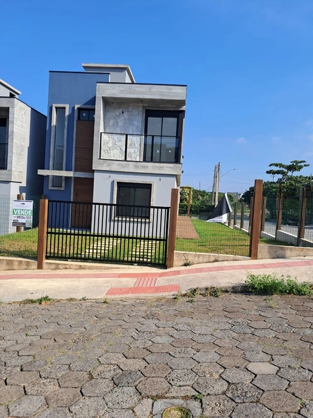 Sobrados novos à venda em Garopaba/SC : 16ª foto da galeria de imagens do imóvel