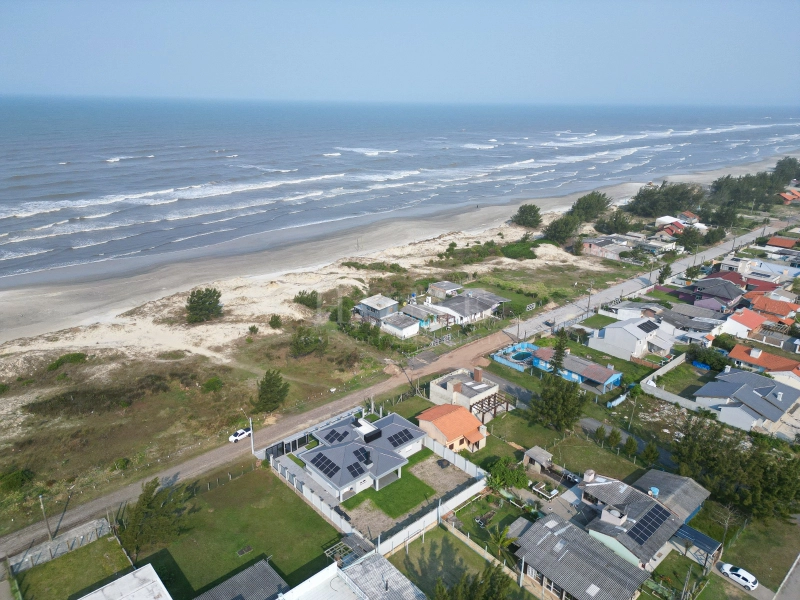 CASA À VENDA: CONFORTO E QUALIDADE NA BEIRA MAR: 17ª foto da galeria de imagens do imóvel