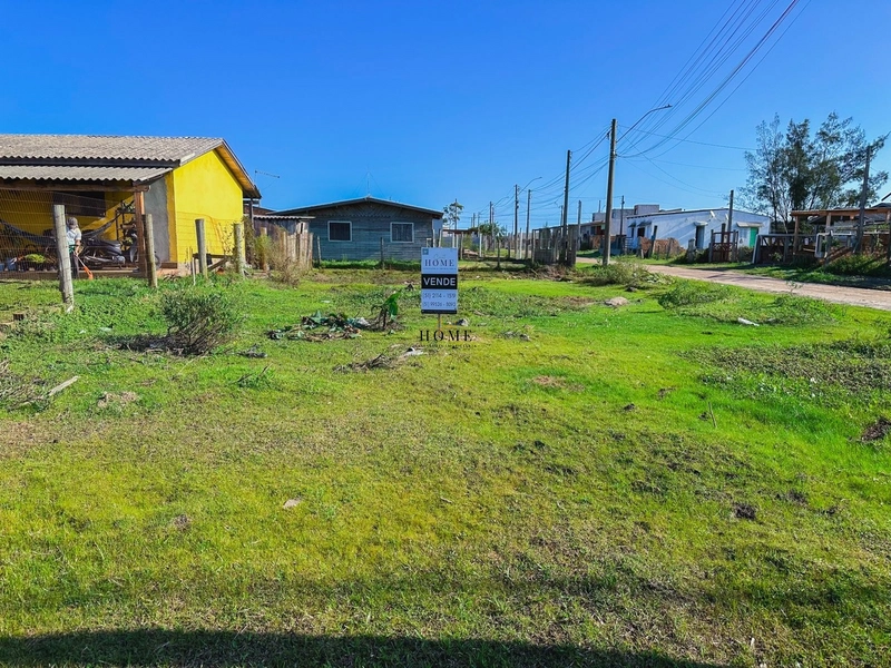 TERRENO DE ESQUINA: 4ª foto da galeria de imagens do imóvel