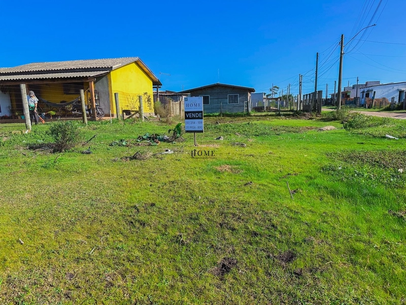TERRENO DE ESQUINA: 5ª foto da galeria de imagens do imóvel