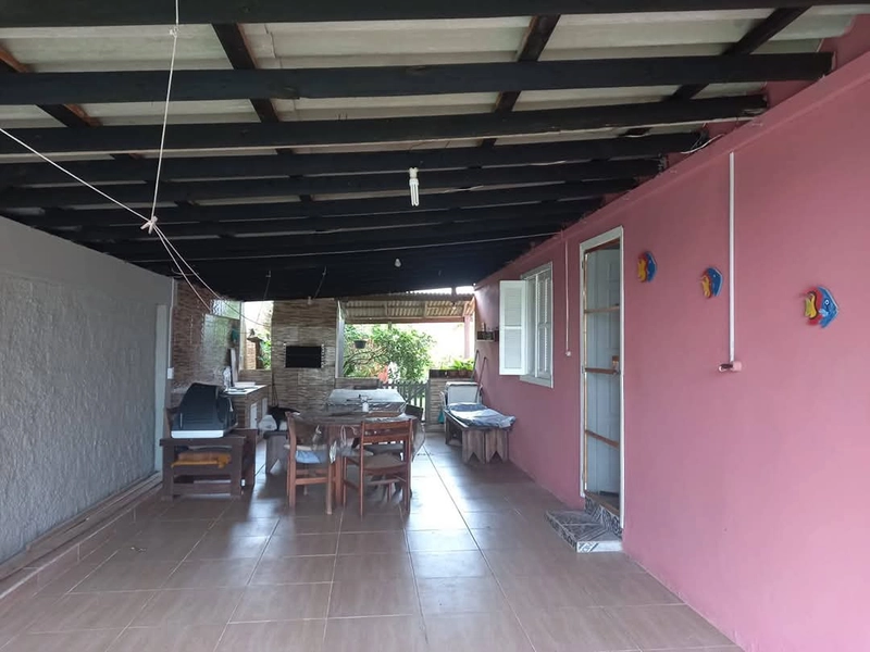 Casa em Mariluz : 2ª foto da galeria de imagens do imóvel