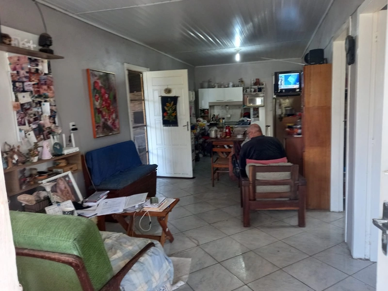 Casa em Mariluz : 3ª foto da galeria de imagens do imóvel