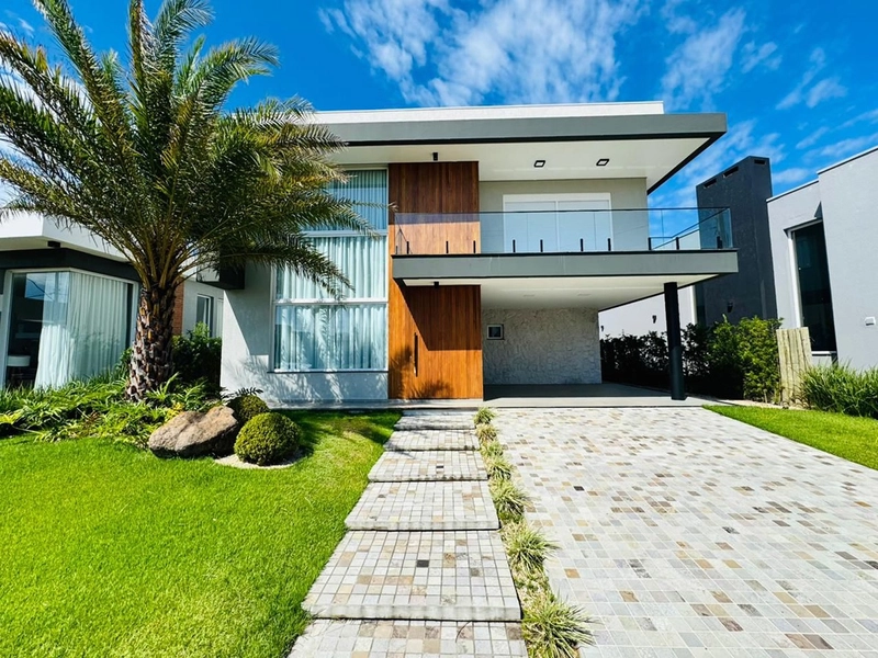 Sobrado com 258m²,  no Condomínio Marítimo em Tramandaí: 1ª foto da galeria de imagens do imóvel