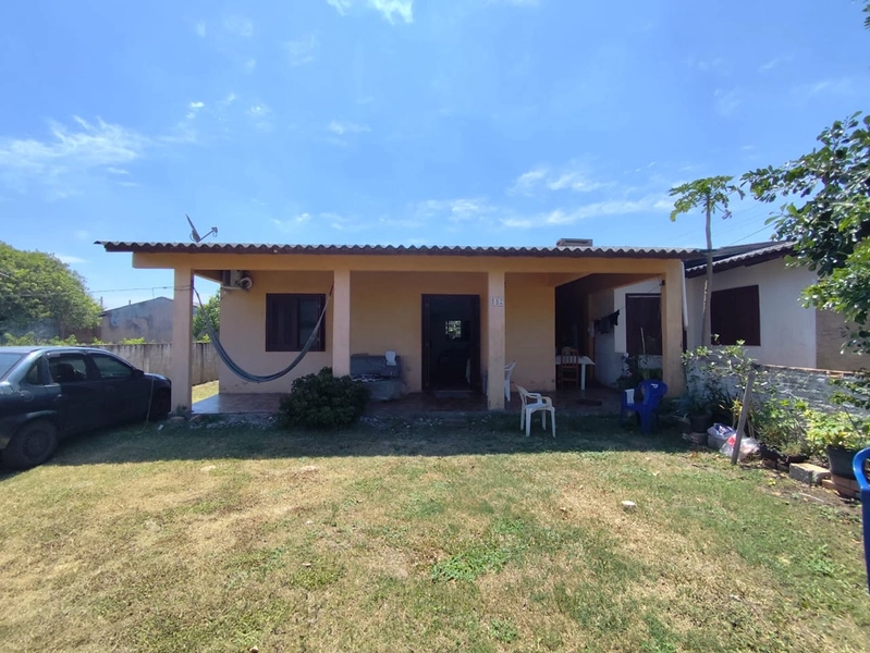 Casa à venda em Santa Teresinha : 1ª foto da galeria de imagens do imóvel