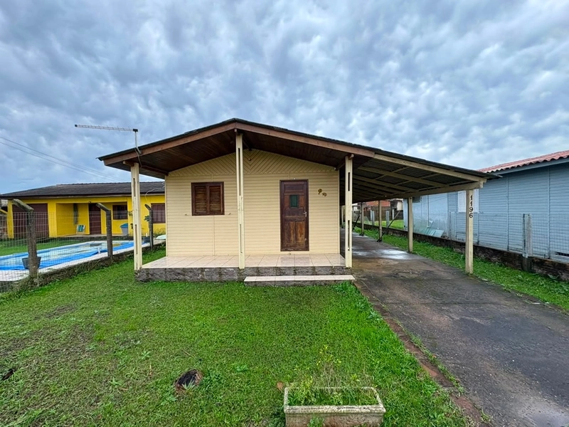 🏡 Oportunidade em Imbé: dois chalés no mesmo terreno por apenas R$ 194 mil!: 2ª foto da galeria de imagens do imóvel