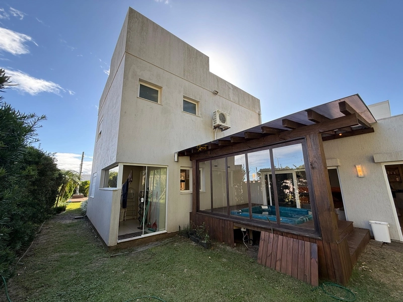 Casa à venda no Condomínio River Side: 9ª foto da galeria de imagens do imóvel