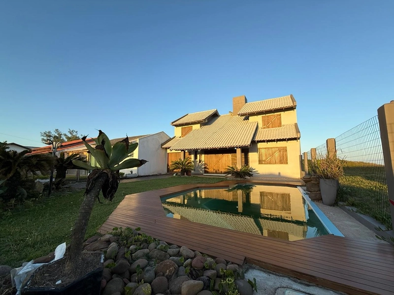 🌊 CASA BEIRA-MAR À VENDA – BALNEÁRIO ALBATROZ | IMBÉ: 3ª foto da galeria de imagens do imóvel