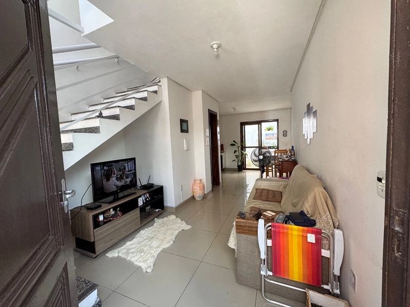 Duplex à venda no centro de Imbé : 2ª foto da galeria de imagens do imóvel