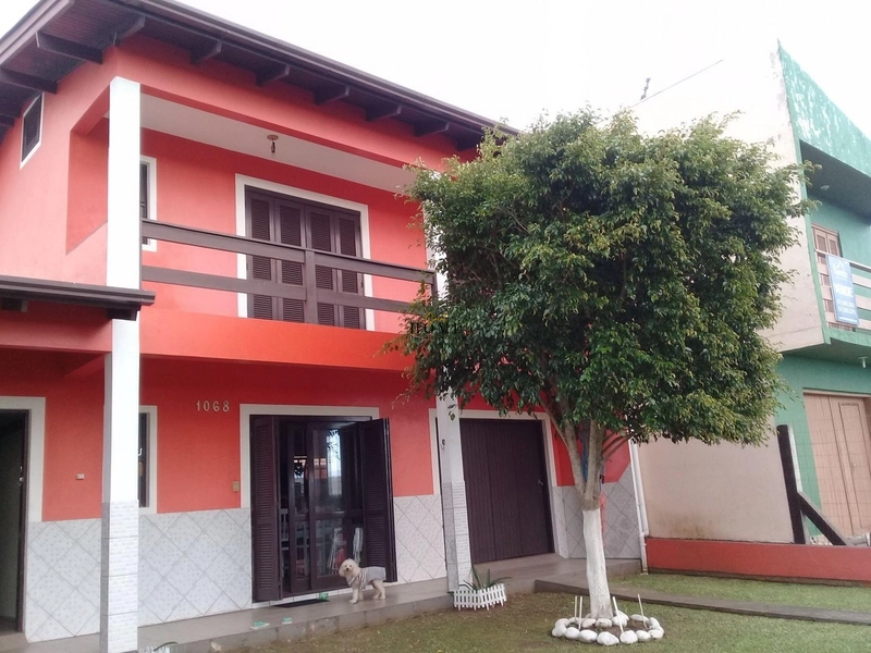 Sobrado à venda em Mariluz: 1ª foto da galeria de imagens do imóvel