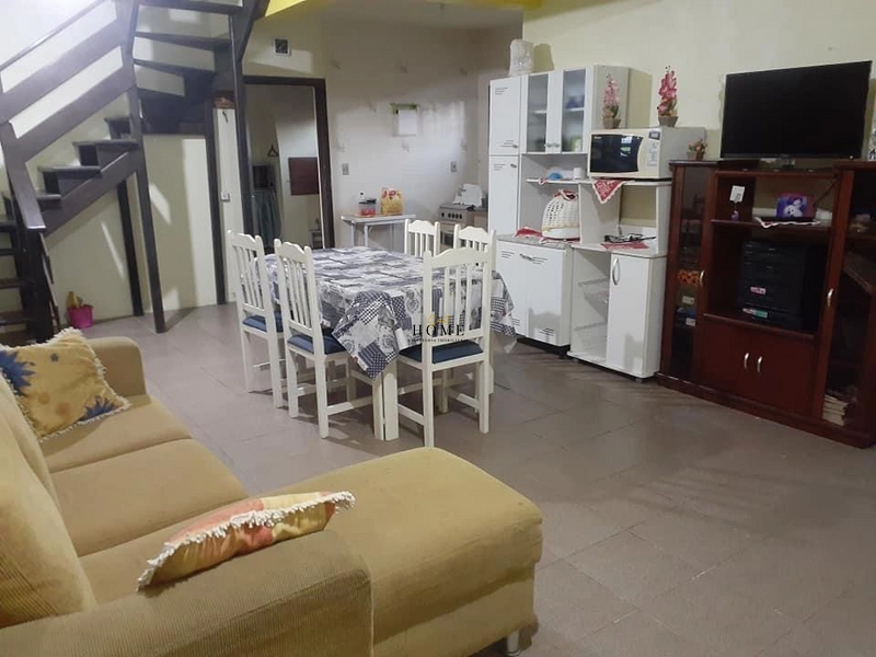 Sobrado à venda em Mariluz: 2ª foto da galeria de imagens do imóvel
