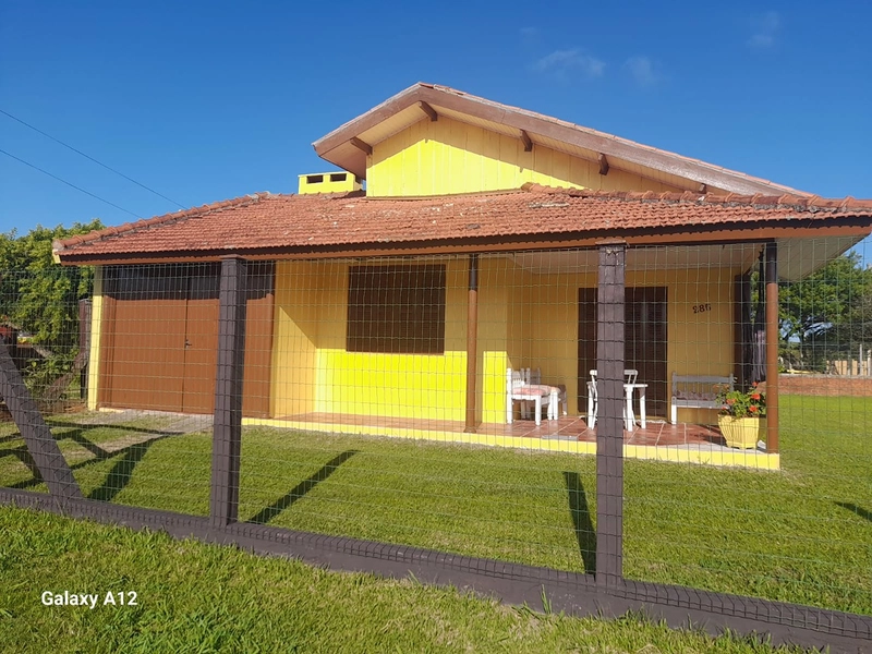 🏡 Casa à venda em Imbé – Imóvel de Esquina: 2ª foto da galeria de imagens do imóvel