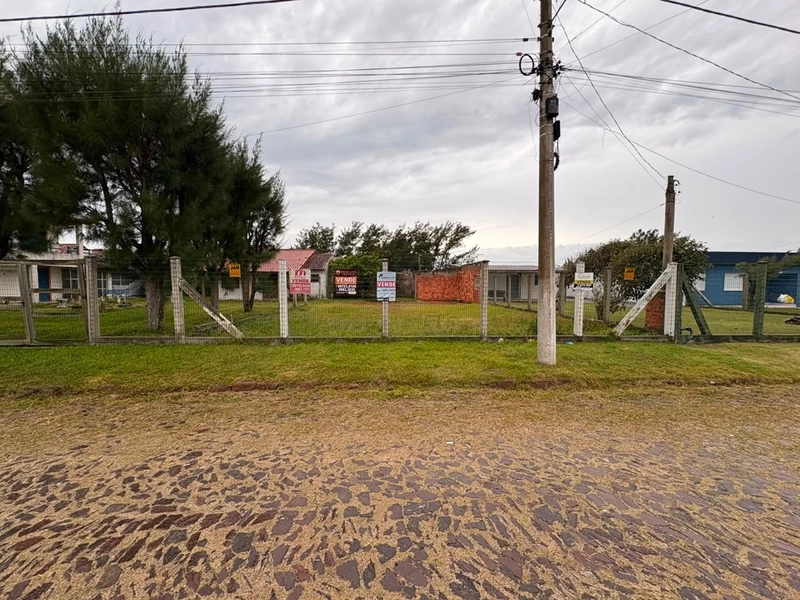 🏖️ Terreno à Venda em Mariluz – Imbé: 3ª foto da galeria de imagens do imóvel