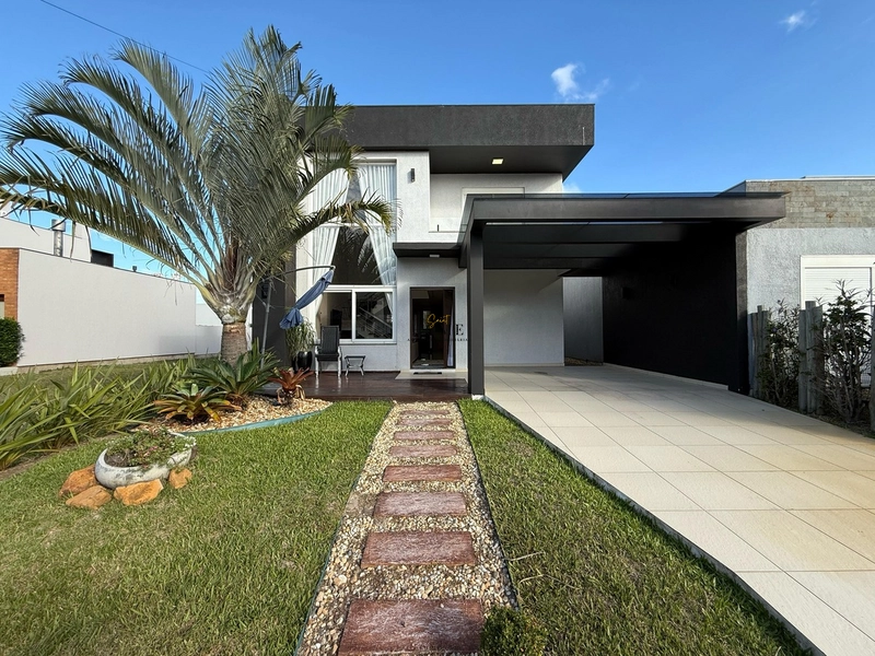 Casa no Condomínio Las Palmas: 1ª foto da galeria de imagens do imóvel