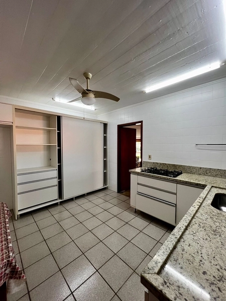 🏡 Casa Exclusiva com 2 Terrenos no Centro de Imbé – Próxima ao Lago Braço Morto!: 12ª foto da galeria de imagens do imóvel