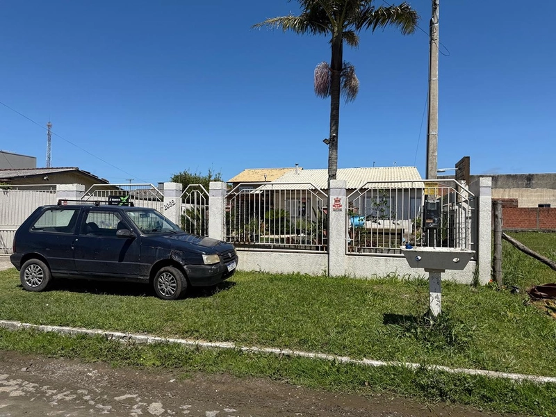 Casa à venda em Imbé - Centro: 1ª foto da galeria de imagens do imóvel