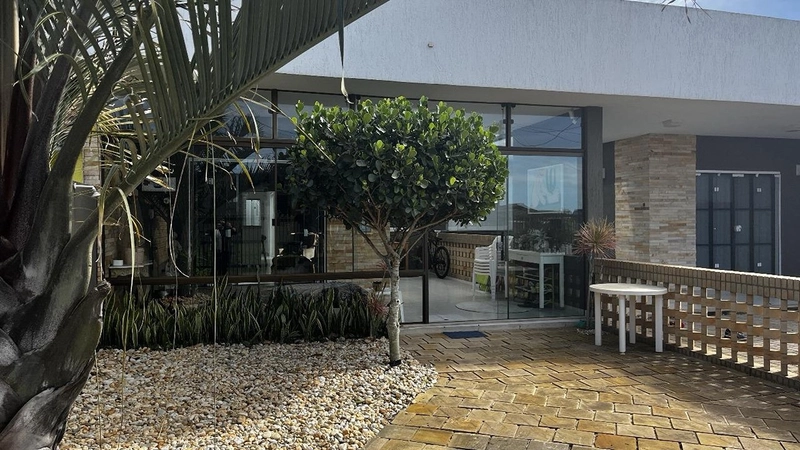 Casa mobiliada a poucas quadras do mar – Centro de Imbé: 2ª foto da galeria de imagens do imóvel