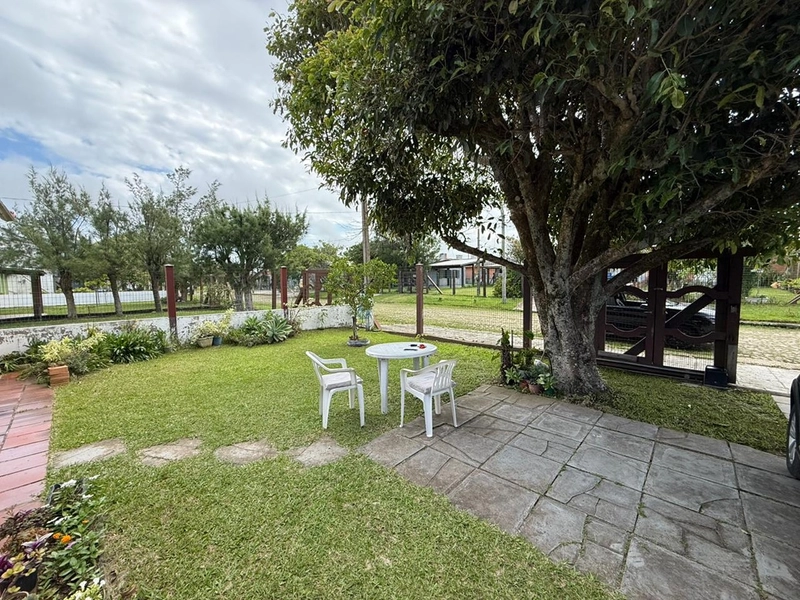 Casa à venda em Mariluz - Próxima do mar : 4ª foto da galeria de imagens do imóvel