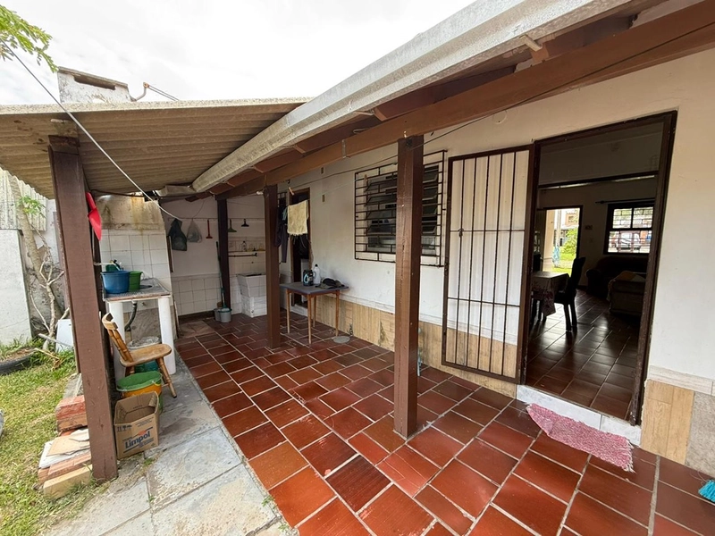 Casa à venda em Mariluz - Próxima do mar : 13ª foto da galeria de imagens do imóvel