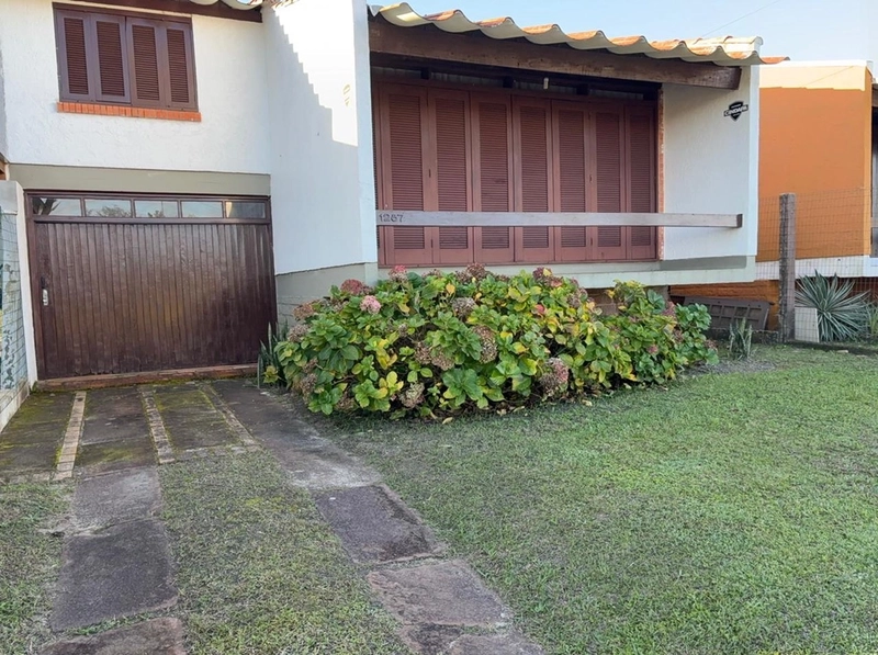 🏡 SOBRADO À VENDA NO CENTRO DE IMBÉ! 🌊: 2ª foto da galeria de imagens do imóvel