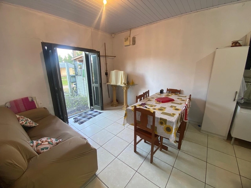 🏡 CASA À VENDA EM IMBÉ: 2ª foto da galeria de imagens do imóvel