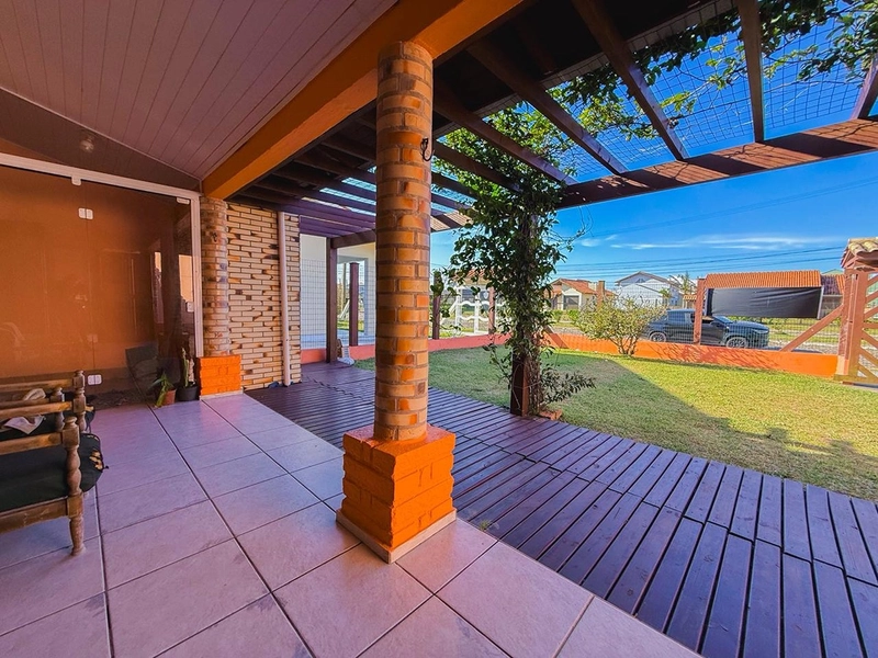 Residência com anexo próximo ao mar – apenas 100m da beira-mar!: 30ª foto da galeria de imagens do imóvel