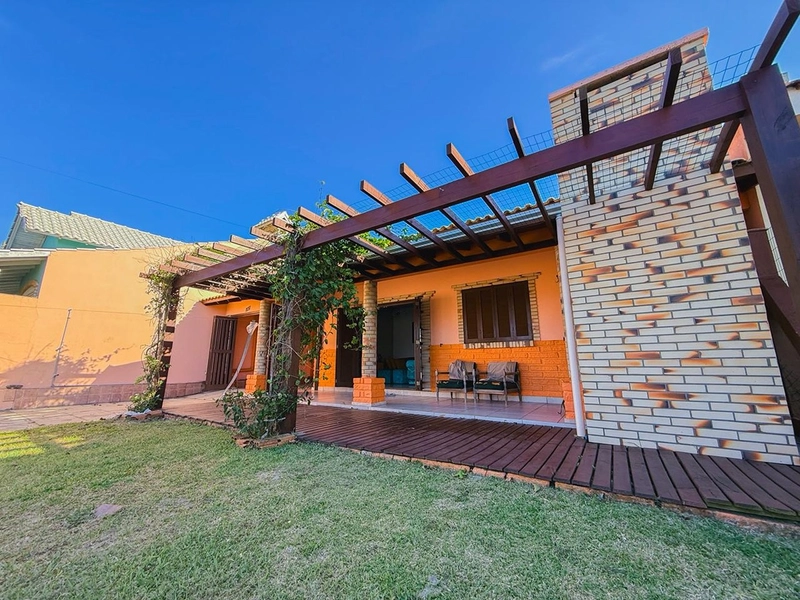 Residência com anexo próximo ao mar – apenas 100m da beira-mar!: 34ª foto da galeria de imagens do imóvel