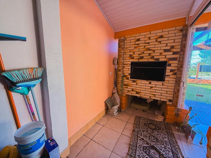 Residência com anexo próximo ao mar – apenas 100m da beira-mar!: 3ª foto da galeria de imagens do imóvel