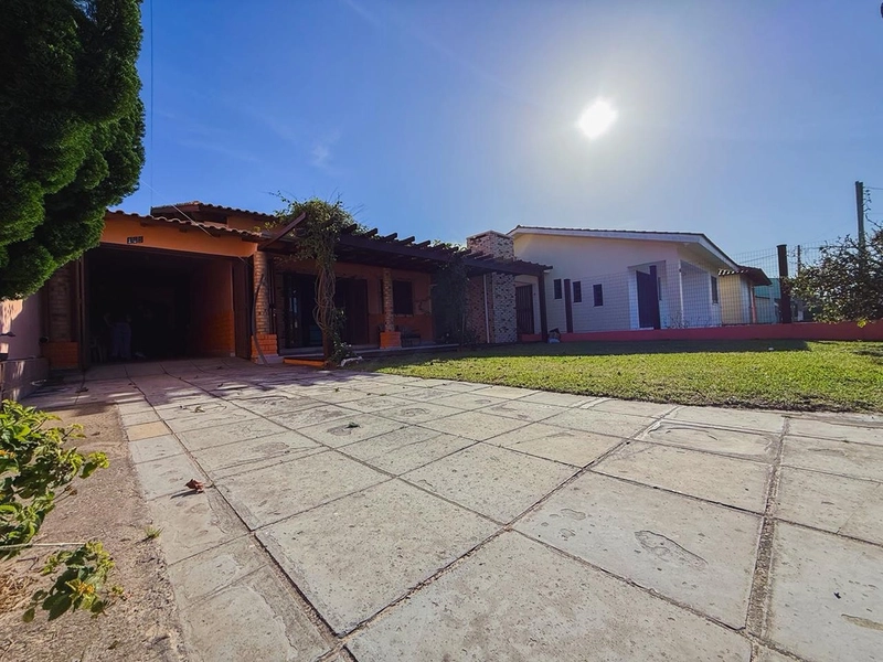 Residência com anexo próximo ao mar – apenas 100m da beira-mar!: 31ª foto da galeria de imagens do imóvel