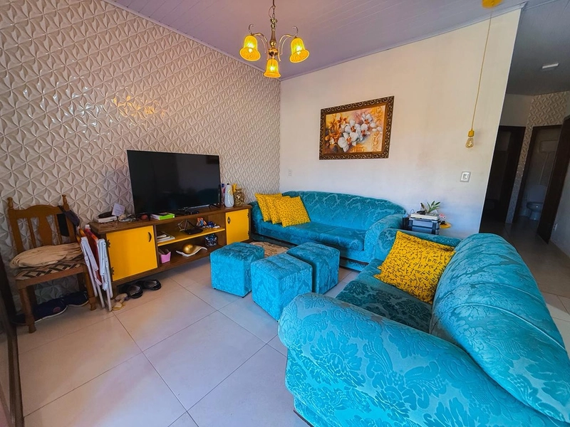 Residência com anexo próximo ao mar – apenas 100m da beira-mar!: 6ª foto da galeria de imagens do imóvel